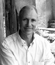 Book an Appointment with Heiner Fruehauf for Herbal Medicine & Nutraceuticals