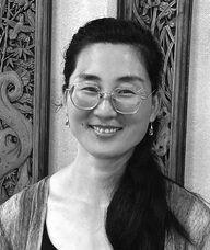 Book an Appointment with Syiana Yang for Massage Therapies