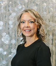 Book an Appointment with Dr. Courtney Davis for Chiropractic