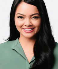 Book an Appointment with Dr. Leslie Pasternack for Consultations