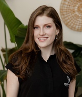 Book an Appointment with Julia Piper at Moon Rabbit West Loop