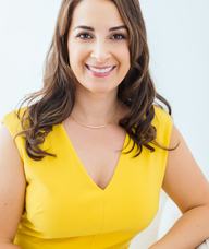 Book an Appointment with Dr. Bianca Di Giulio for Acupuncture