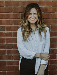 Dr. Liz Martin PT, DPT, MTC, CMTPT