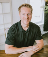 Book an Appointment with Dr. Kyle Conn for Chiropractic