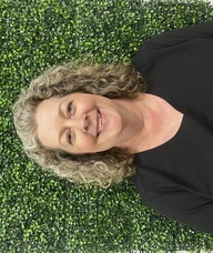 Book an Appointment with Elizabeth Geenen for Medical Aesthetics