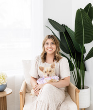 Book an Appointment with Jess Lowe for Phone Session